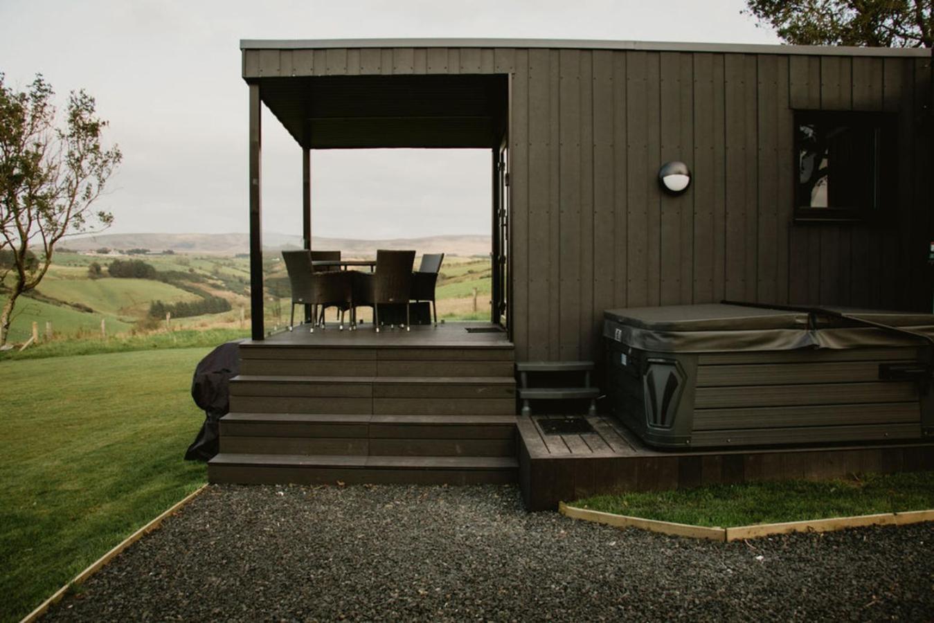Luxury 2 Bedroom Glamping Pod With Hot Tub At Aganmore Farm Glamping - Pod 2 Ballycastle Esterno foto